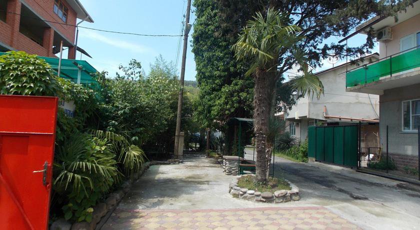 Гостиница Евгения Лоо