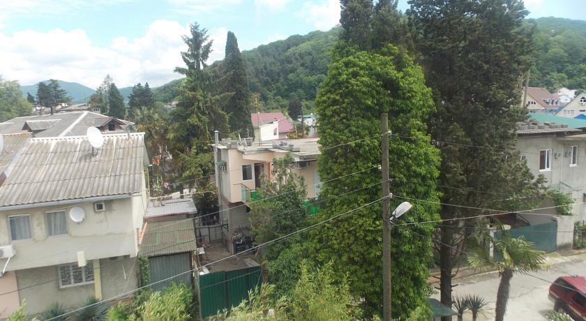 Гостиница Евгения Лоо